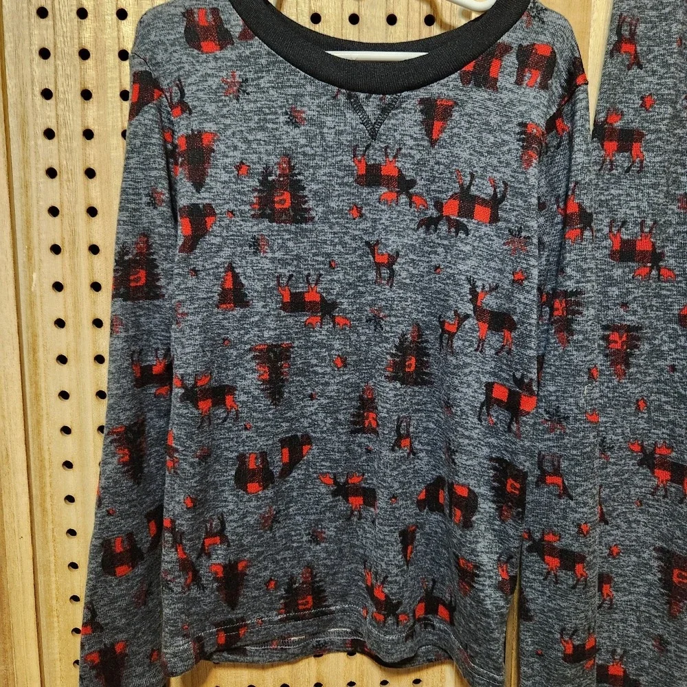 PJ Essentials Pajama Set Girls Size 8 Super Soft Black Gray Red Moose Bear Trees